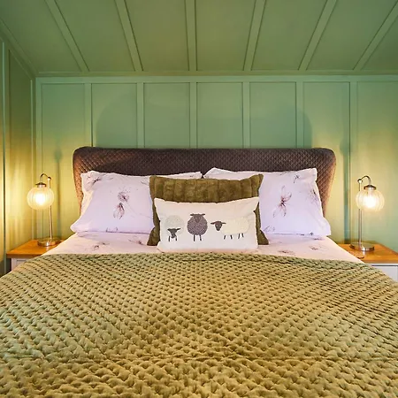 Feriehus Host & - Lime Tree House